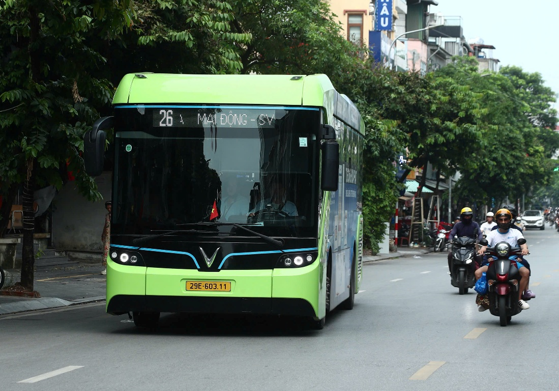 Hà Nội: Tiếp tục chuyển đổi hơn 20 tuyến xe buýt sang phương tiện điện 